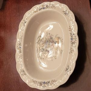 ROYAL DOULTON SERVING BOWL